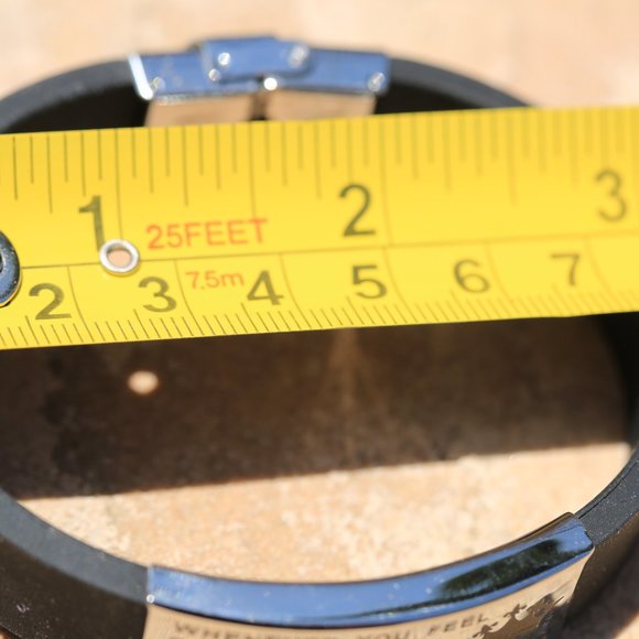 Inspirational Message:NIECE Straighten  Crown Cuff - Picture 6 of 6